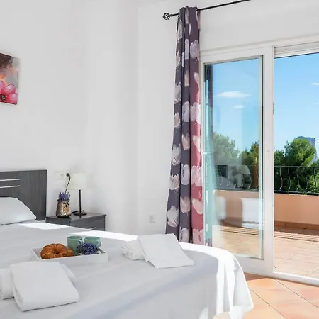 Amanda - Plusholidays