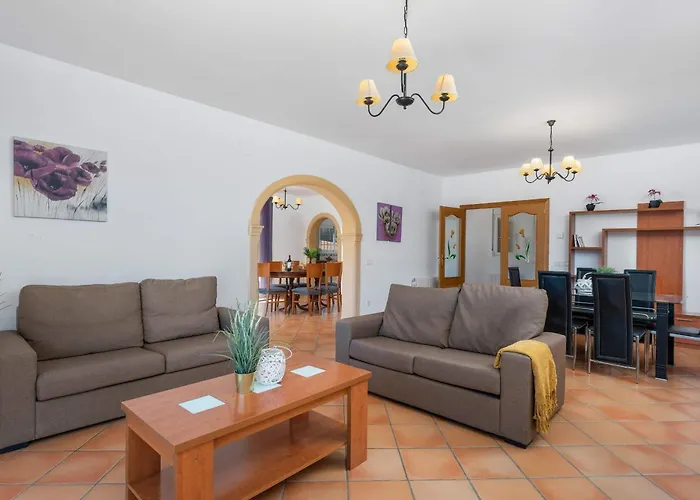 Amanda - Plusholidays *