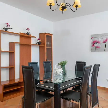 Amanda - Plusholidays קלפה