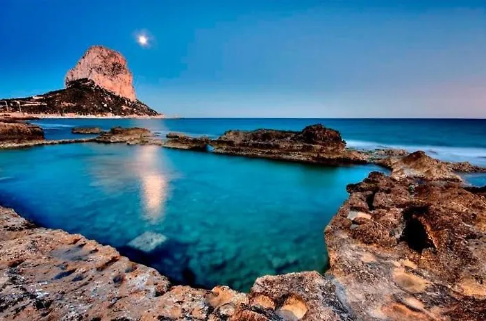 Amanda - Plusholidays Villa *