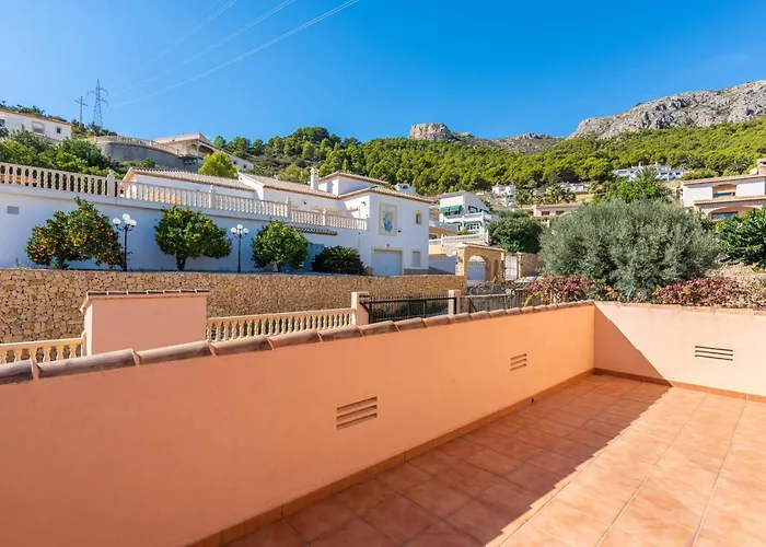 Amanda - Plusholidays Calpe