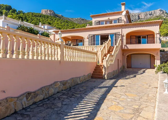 Amanda - Plusholidays *